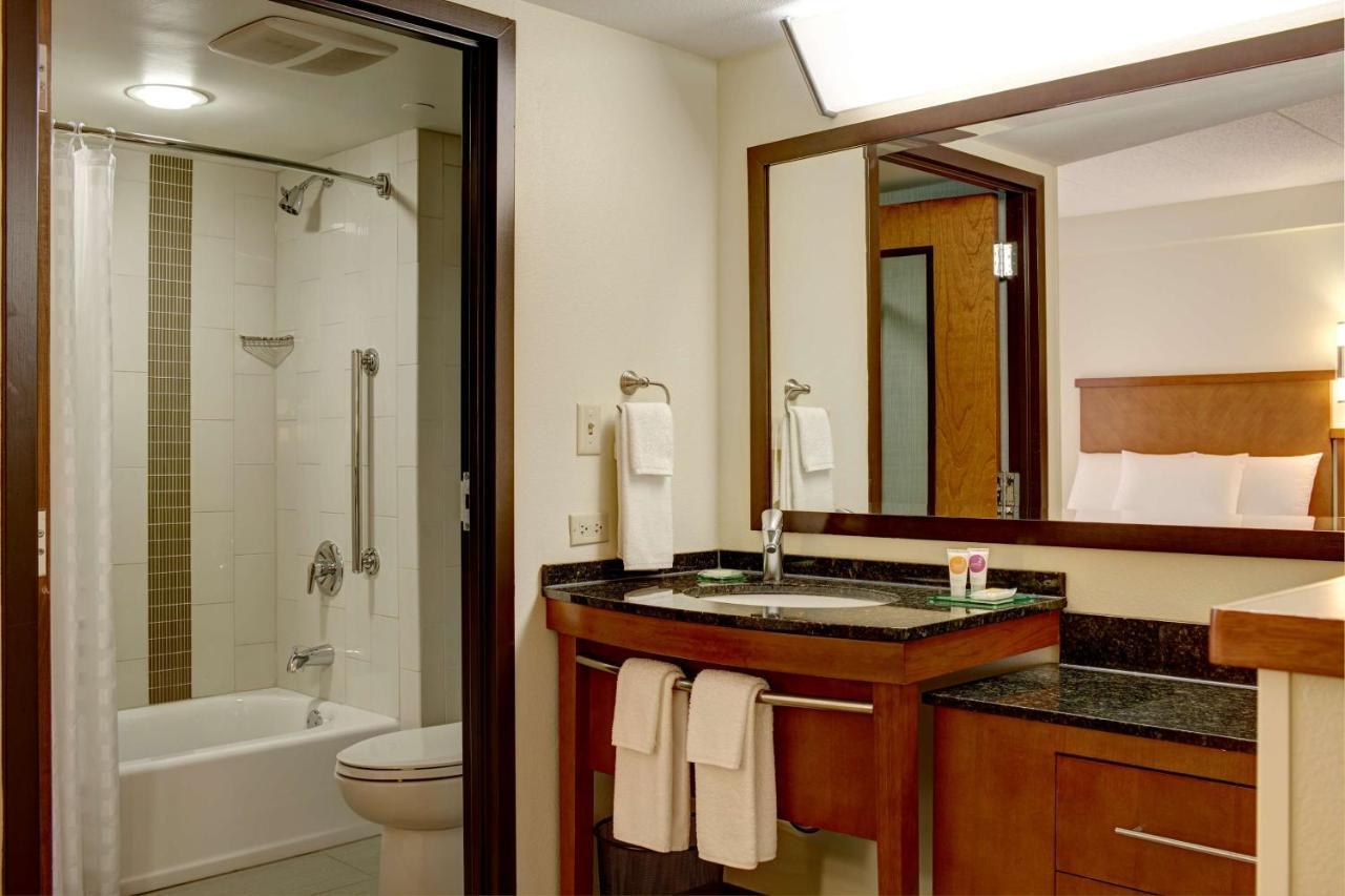 Hyatt Place Mt. Laurel Mount Laurel Bagian luar foto
